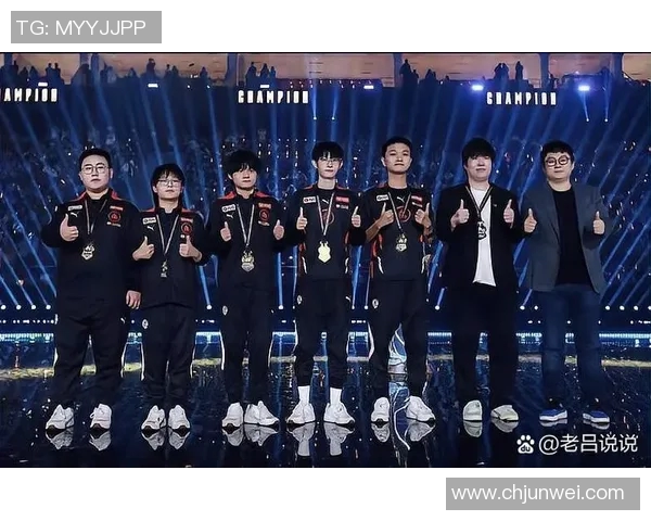 FPX在世界冠军杯中的默契配合展现出强大团队实力与战术深度